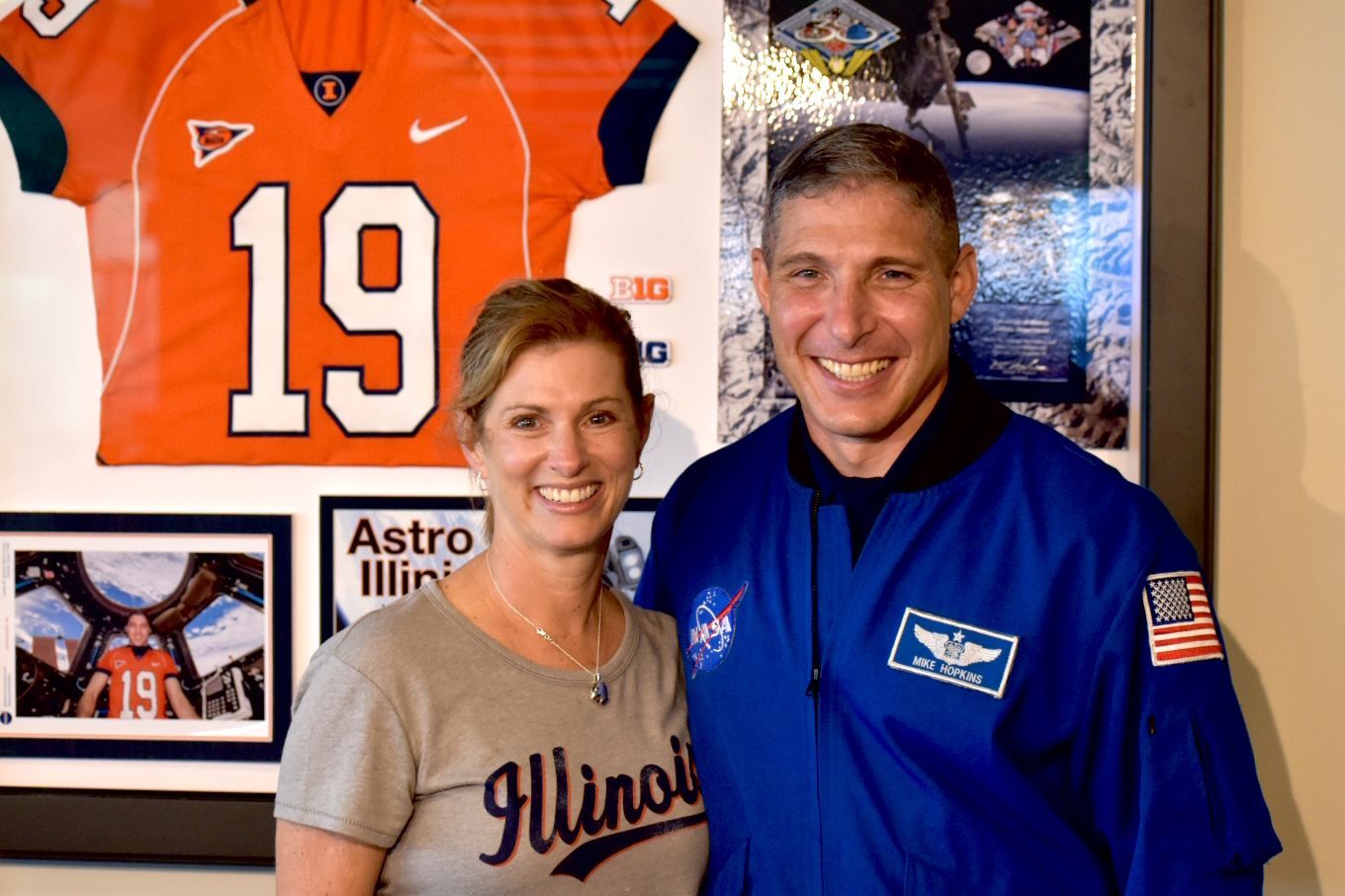 Photos: Former Illinois football player turned astronaut Mike Hopkins